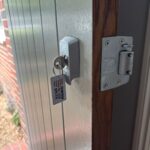 deadlocking nightlatch [city]