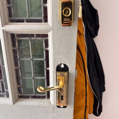 Change communal locks in [city]