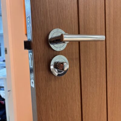 Thumbturn bathroom door lock [city]