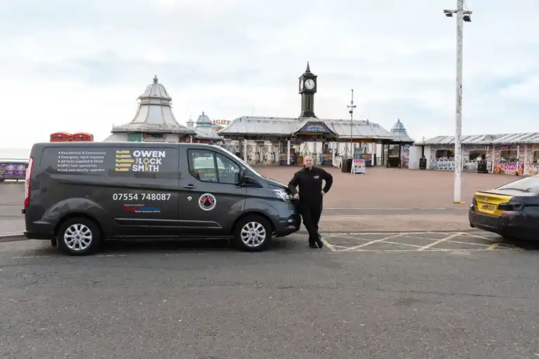 How to choose the best locksmith company in Hangleton