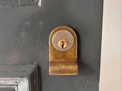 [city] change locks after moving house