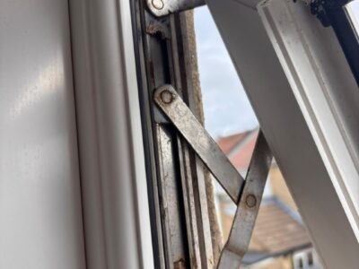 Fit window hinges [city]