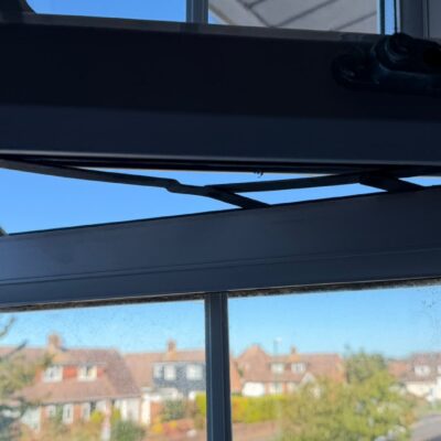Fit new uPVC window hinges [city]