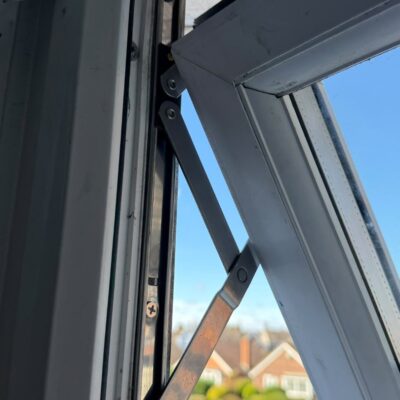 Fit new uPVC window hinges [city]