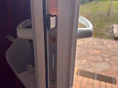 Handle & cylinder lock change Sussex & Hampshire
